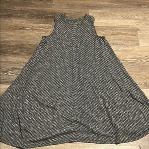 Sonoma Black and White Asymmetrical Halter Maxi Dress💥